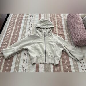 LULULEMON CROP SCUBA